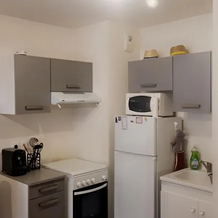 Apartment T2 *